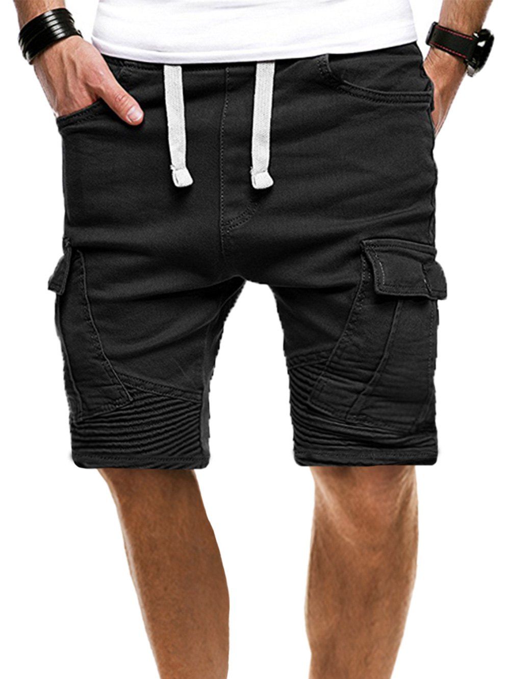 Solid Color Pleated Side Flap Pocket Shorts, Black 
Solid Color Pleated Side Flap Pocket Shorts, Black