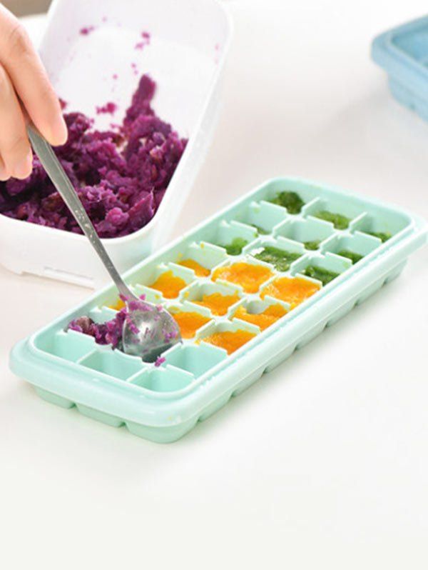 

Kitchen Tool Square Shape Silicone DIY Ice Cube Mold, Green