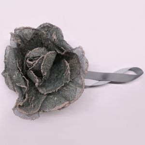 Flower Shape Magnetic Tieback Holdback for Voile Net Curtain DIY Accessory Tie String, Dark gray
Flower Shape Magnetic Tieback Holdback for Voile Net Curtain DIY Accessory Tie String, Dark gray