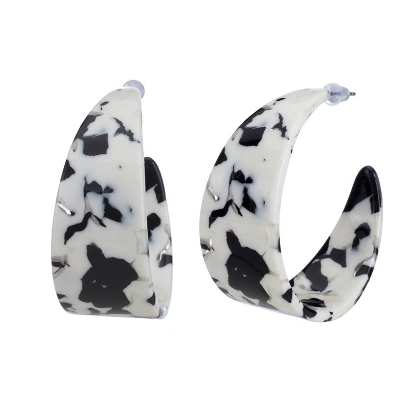 Fashion Design Acrylic Semi-crescent-shaped Bend Retro Acetate Round Earrings, Natural black
Fashion Design Acrylic Semi-crescent-shaped Bend Retro Acetate Round Earrings, Natural black