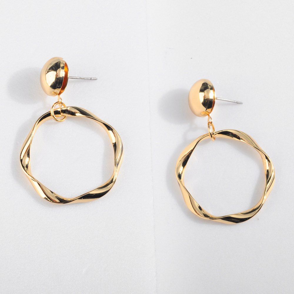 Retro Hyperbole Geometric Twisted Ring Metal Alloy Earrings, Gold
Retro Hyperbole Geometric Twisted Ring Metal Alloy Earrings, Gold