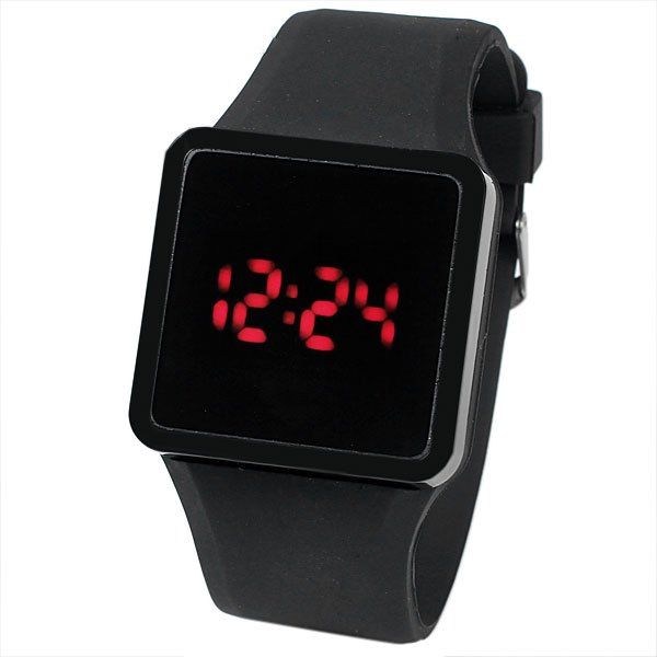 touch screen watch under 700