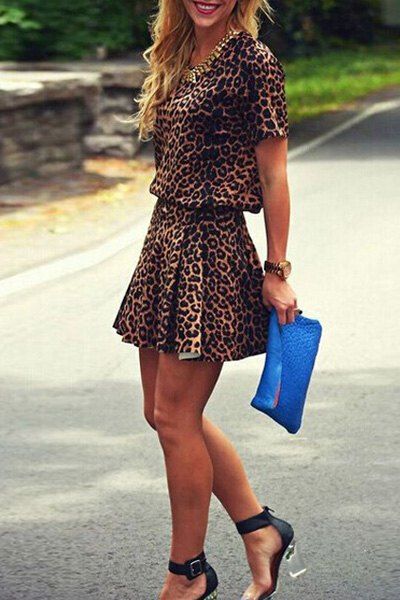 [13% OFF] Chic Scoop Collar Short Sleeve Leopard Print Women's Dress