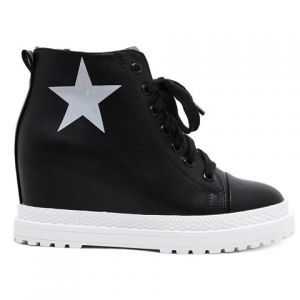 trendy star sneakers
