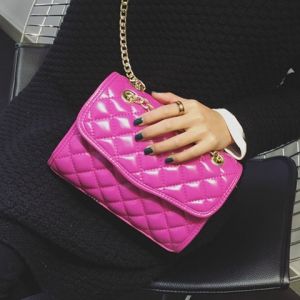 Trendy Checked and Chains Design Crossbody Bag For Women