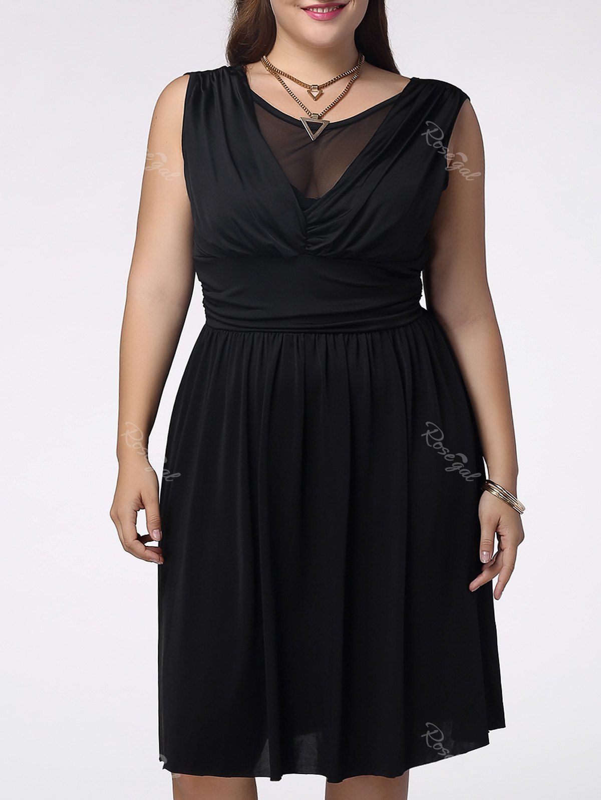 [63% OFF] Trendy Sleeveless Plus Size Pleated Voile Spliced Solid Color