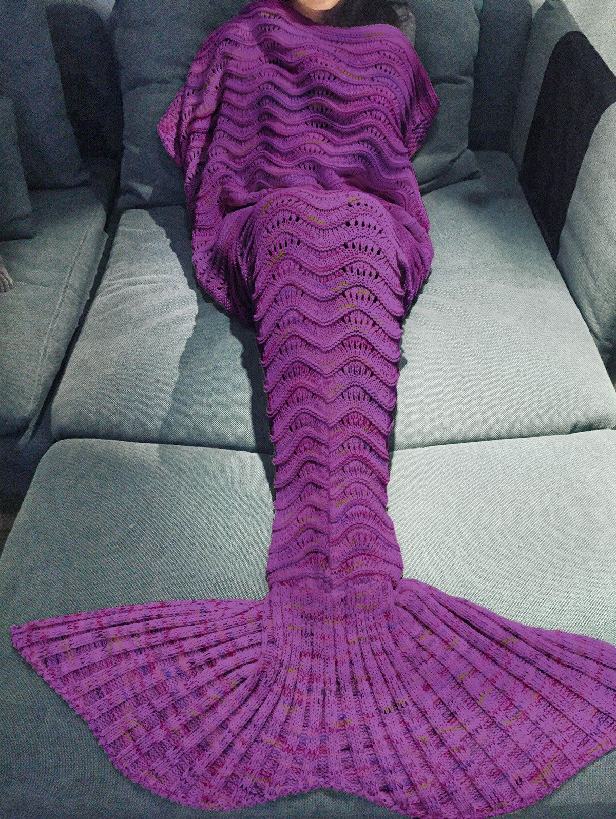 

Comfortable Multicolor Knitted Throw Mermaid Tail Design Blanket For Adult, Purple