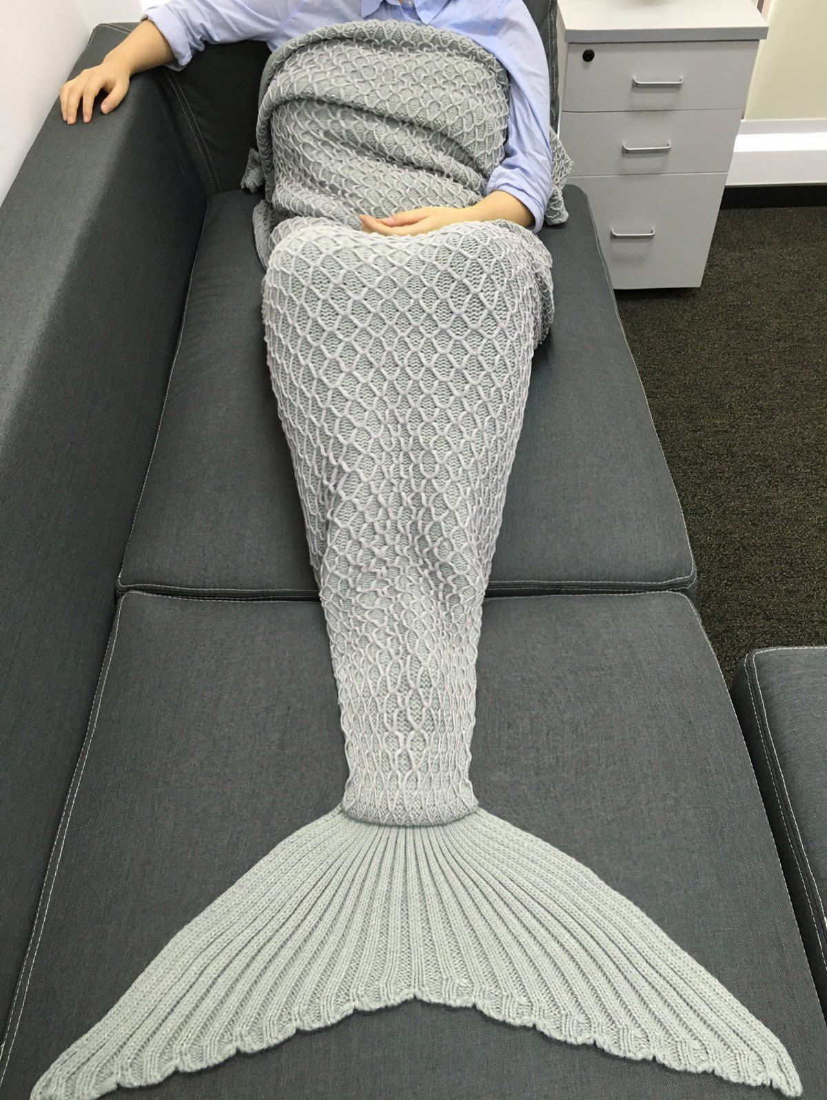 Cheap High Quality Knitting Fishing Net Design Mermaid Shape Blanket  