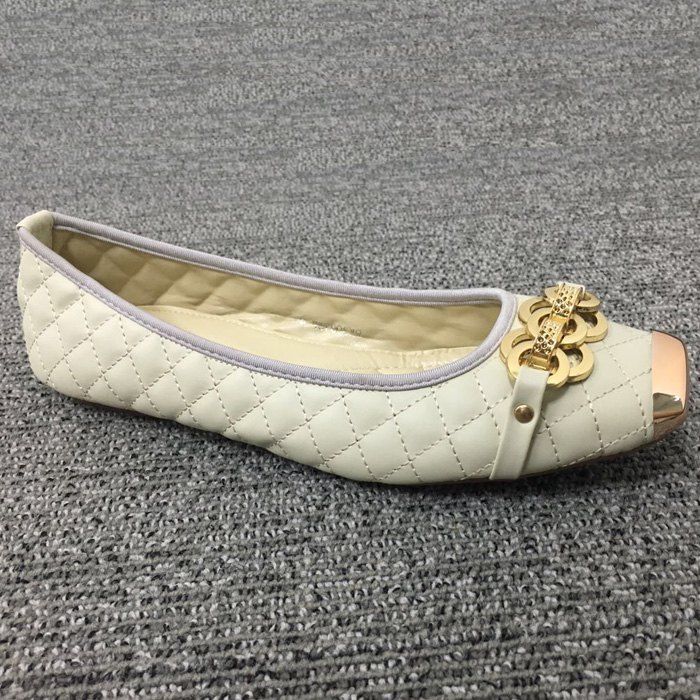 metal toe flats