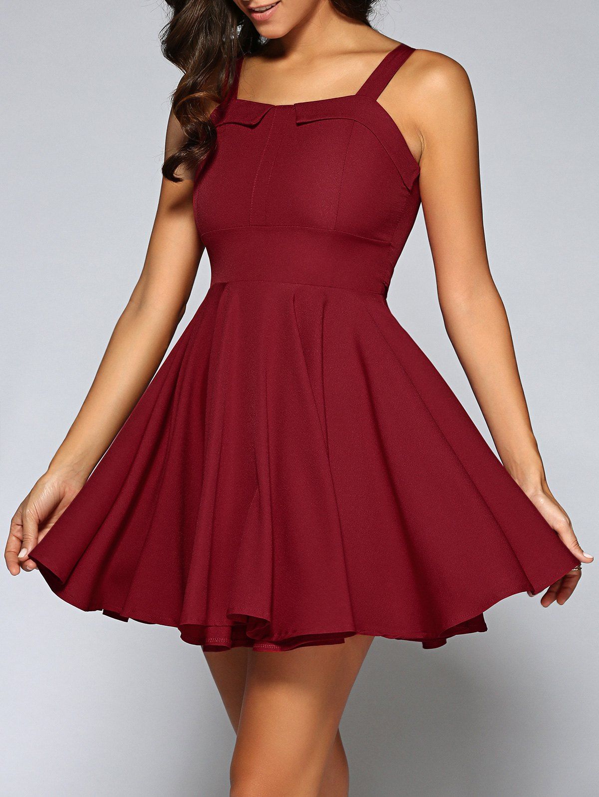 [19 OFF] Cami String Fitting Pleated Dress Rosegal