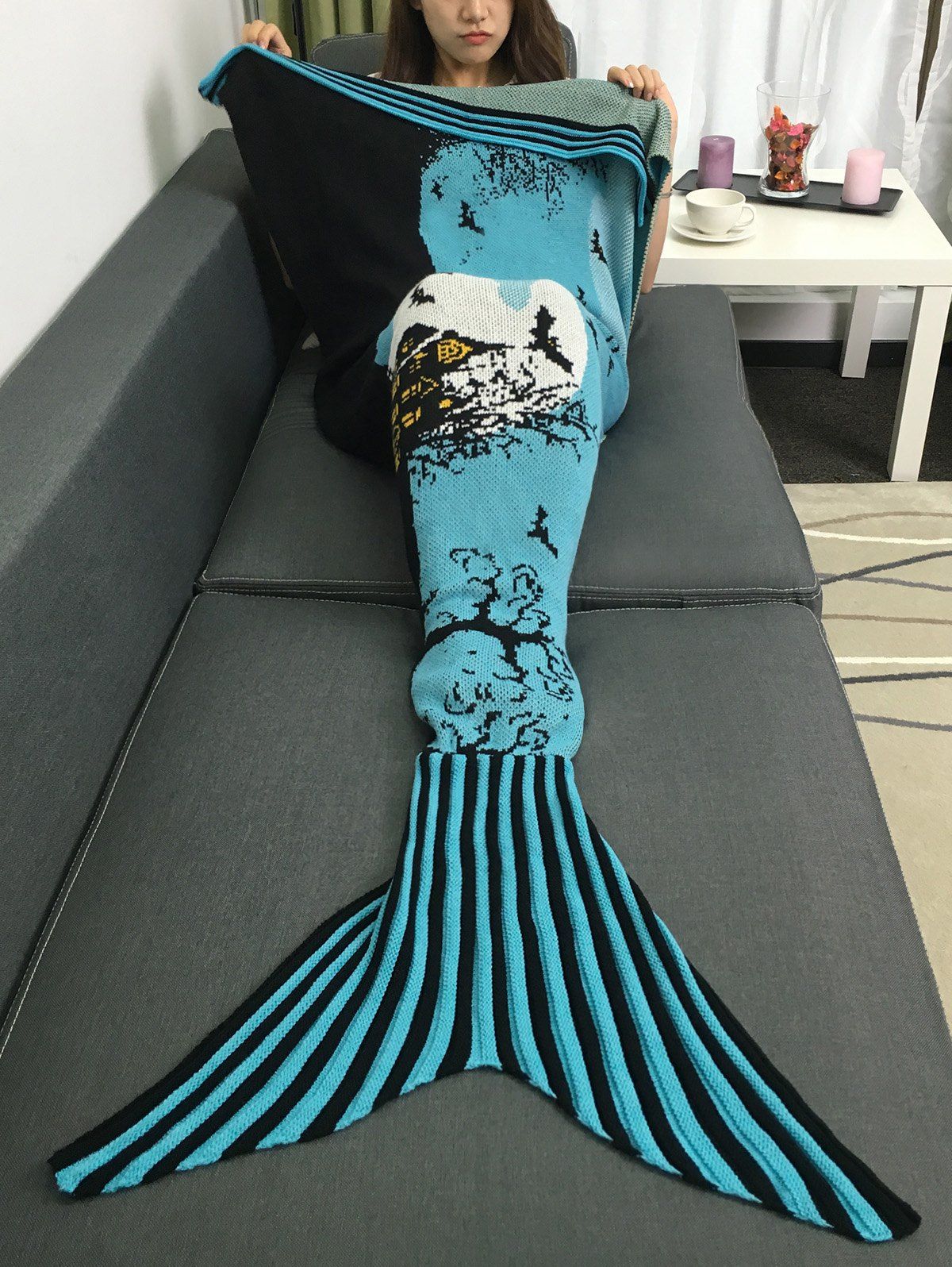 

Warmth Deadwood and Bat Pattern Knitted Mermaid Tail Blanket, Blue