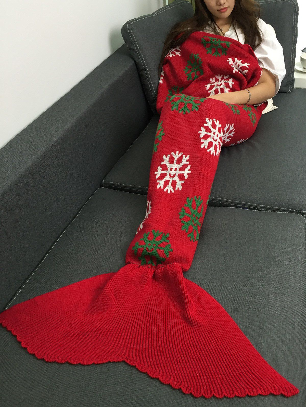 

Christmas Snows Design Knitted Mermaid Tail Blanket, Red