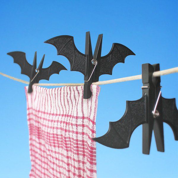 

2PCS Creative Plastic Bat Shape Clothes-Peg, Black