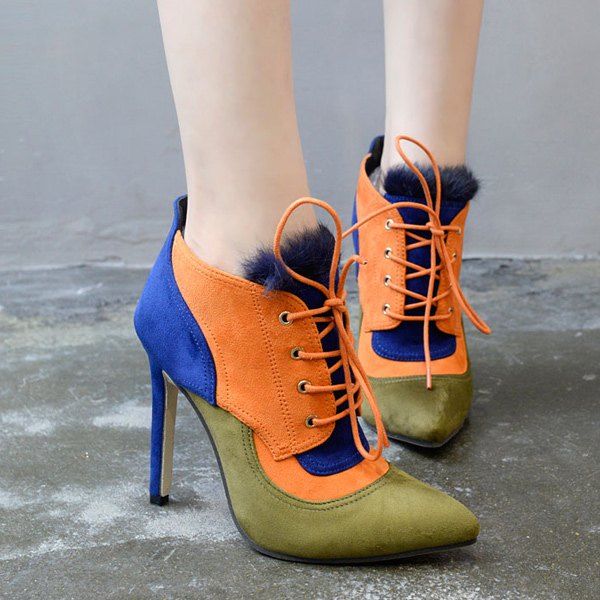lace up pointed toe boots