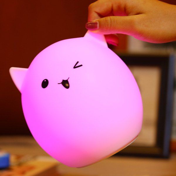 

Silica Gel Pig USB Charging LED Ombre Night Light, White