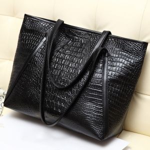 Crocodile Embossing Faux Leather Shoulder Bag