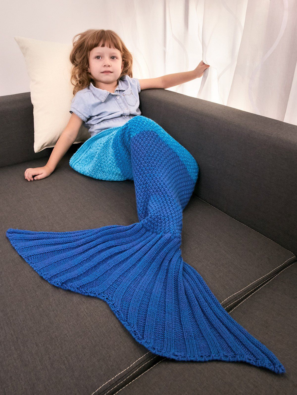 

Color Block Warm Mermaid Free Knitted Blankets For Kids, Blue