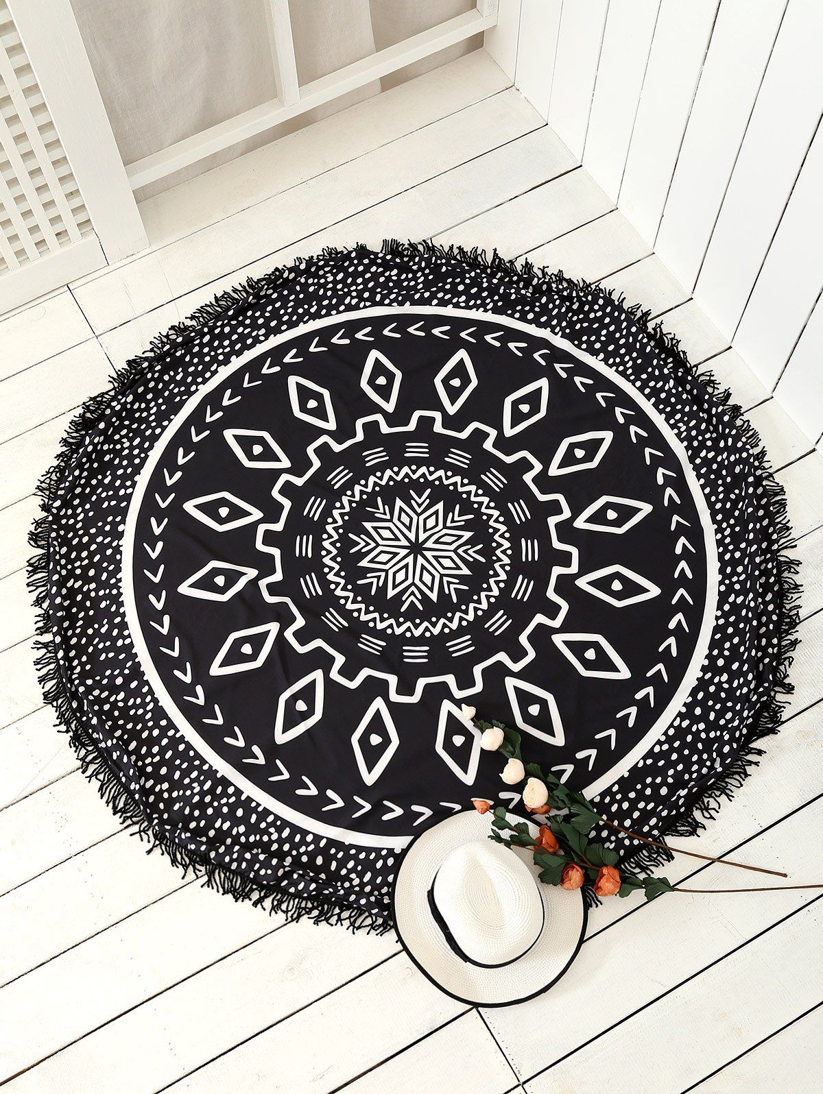 

Round Argyle Mandalas Tassel Beach Throw, Black