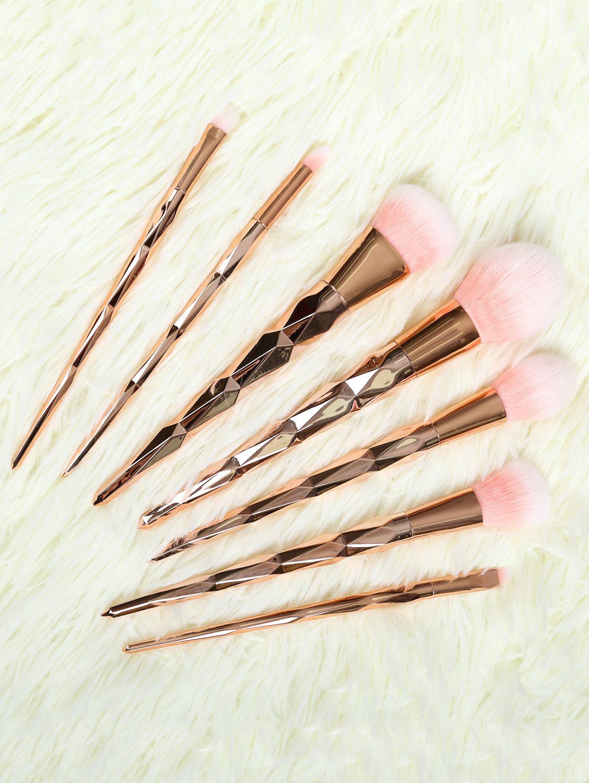 

7 Pcs Rhombus Handle Makeup Brushes Set, Rose gold