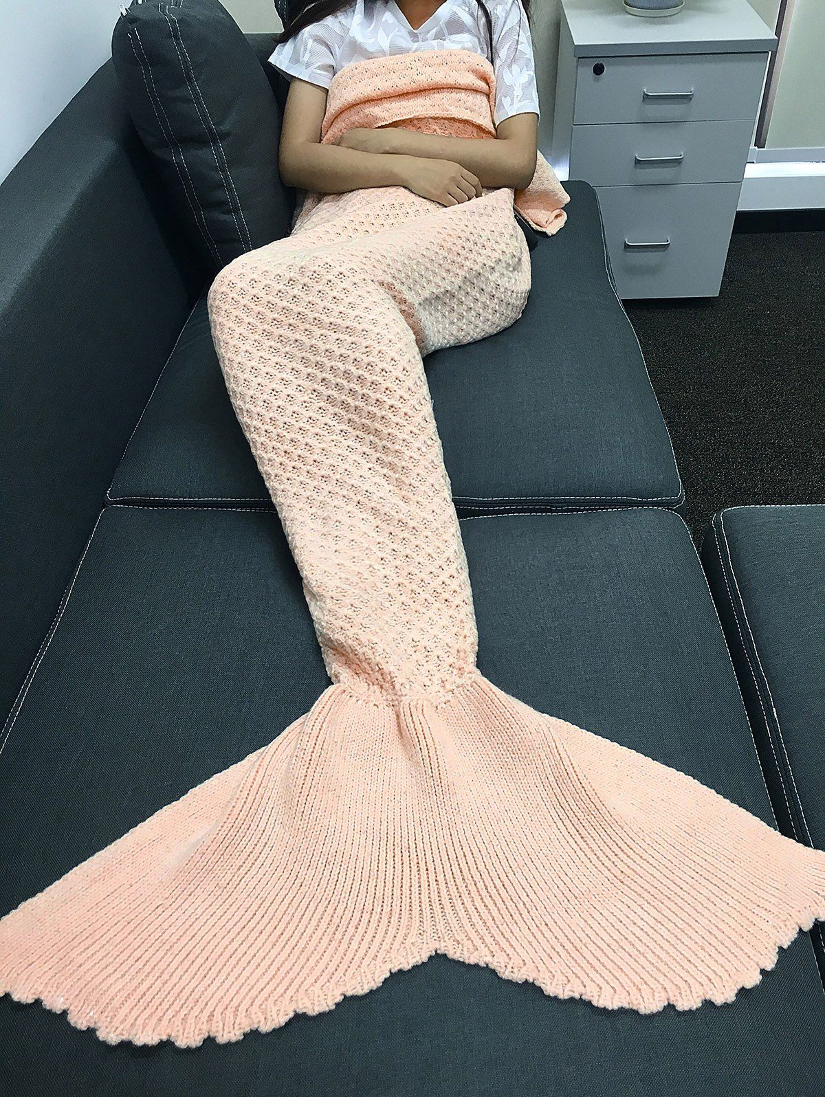 

Knitting Rhombus Design Sequins Mermaid Tail Blanket, Light apricot pink