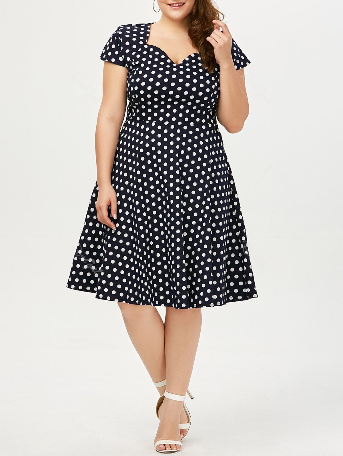 [8% OFF] Polka Dot Cap Sleeve Midi Plus Size Dress | Rosegal