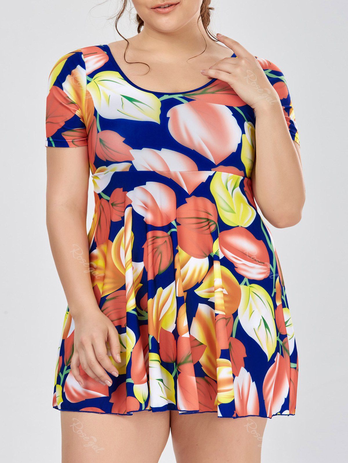 Trendy Plus Size Short Sleeve Skirted One Piece Swimsuit  