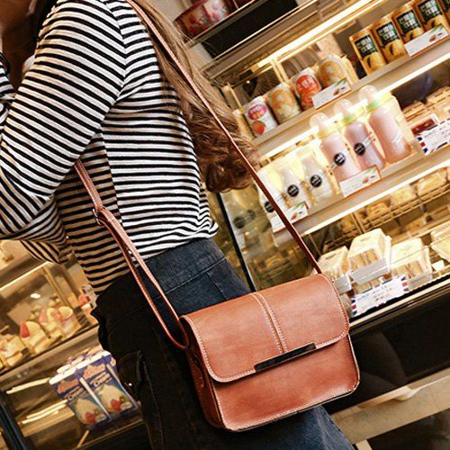 

Metal Trimmed Cross Body Flap Bag, Light brown