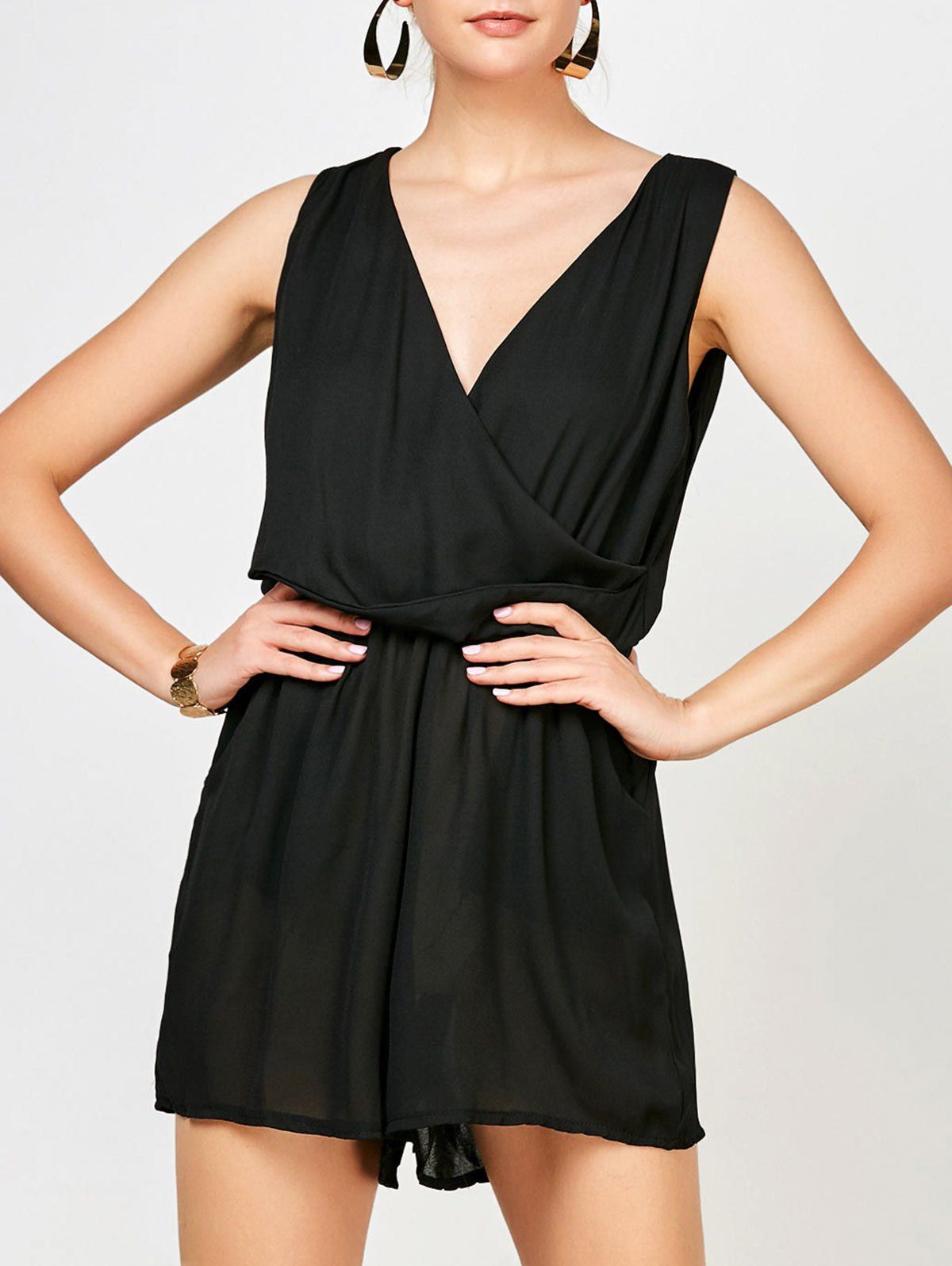 [67 OFF] Sleeveless Surplice Ruched Romper With Pockets Rosegal