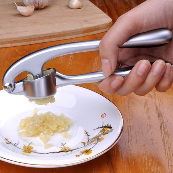 

Kitchenaid Cooks Stainless Steel Garlic Presses