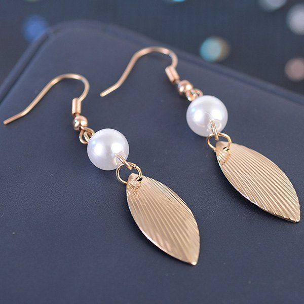 

Faux Pearl Metallic Engraved Leaf Hook Earrings, Golden