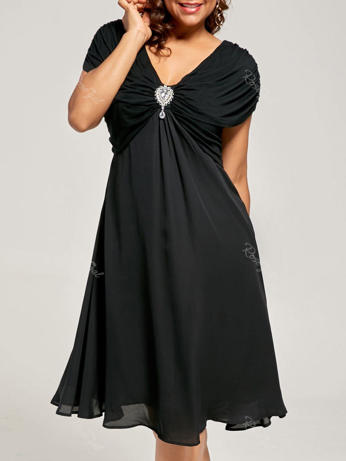 

Plus Size Cap Sleeve Chiffon Ruched Dress, Black