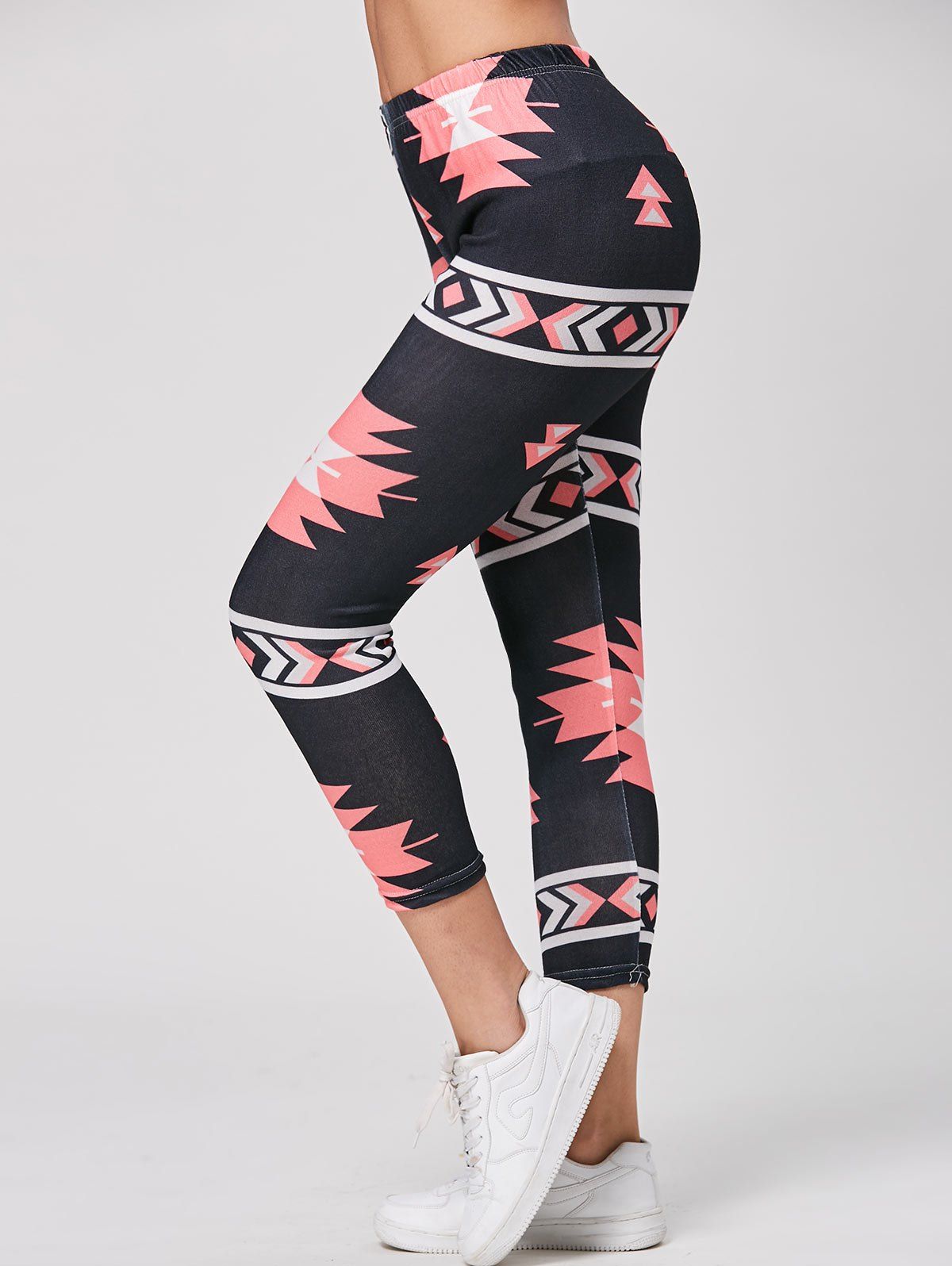 nike geometric leggings