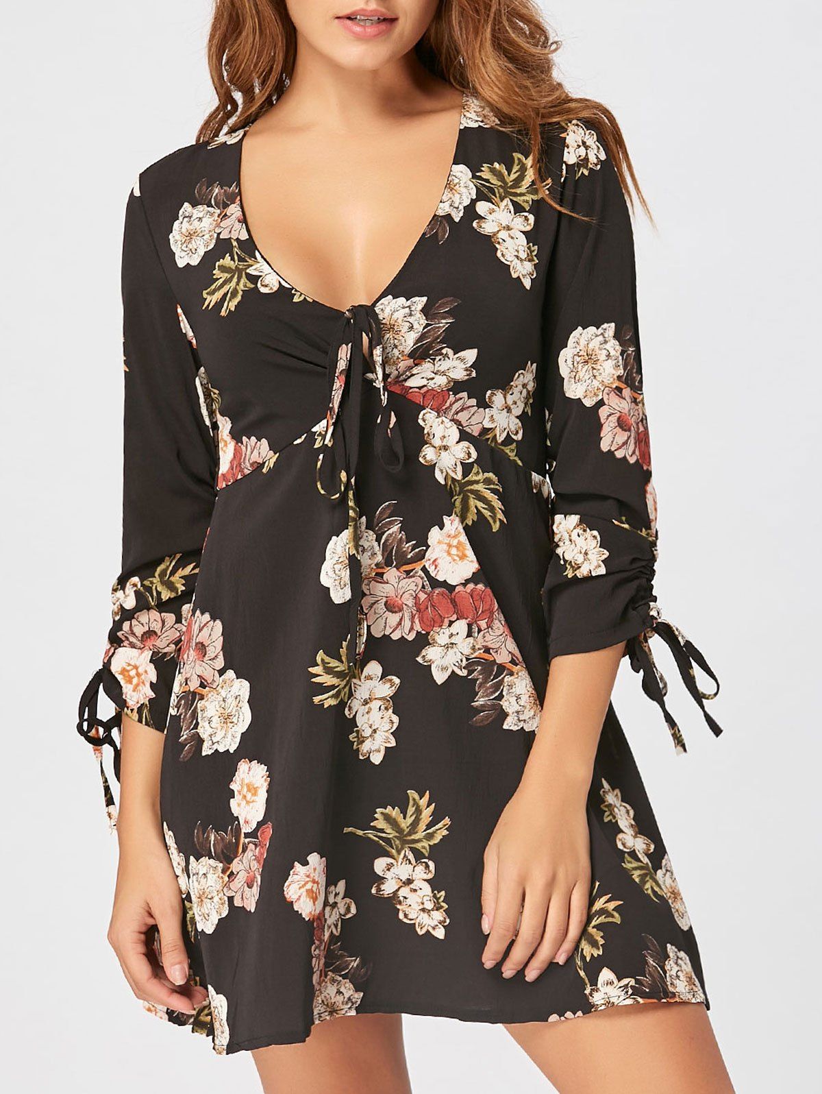 [45% OFF] Plunging Neckline Floral Mini Dress | Rosegal
