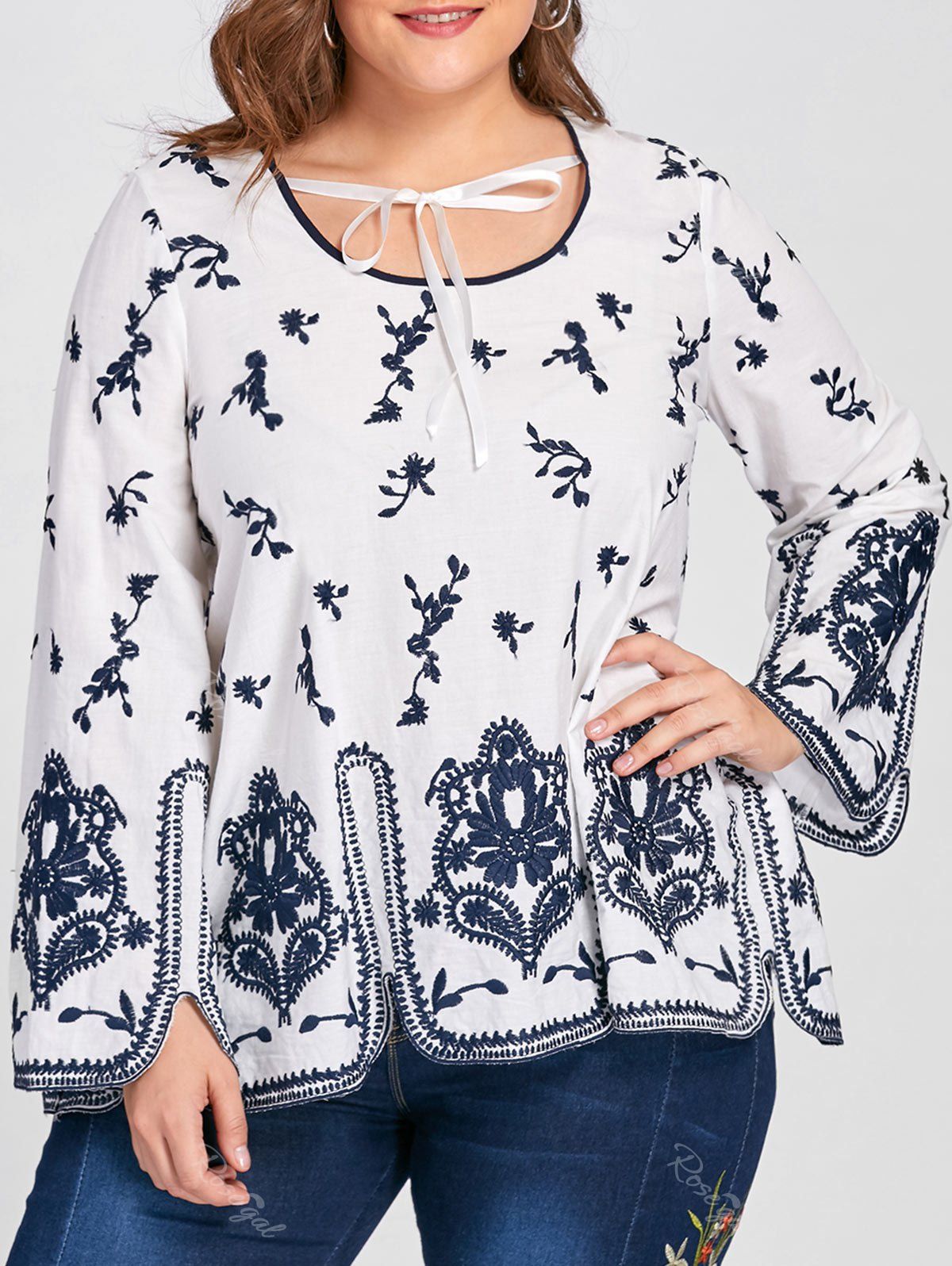 

Plus Size Bohemian Embroidery Blouse, White