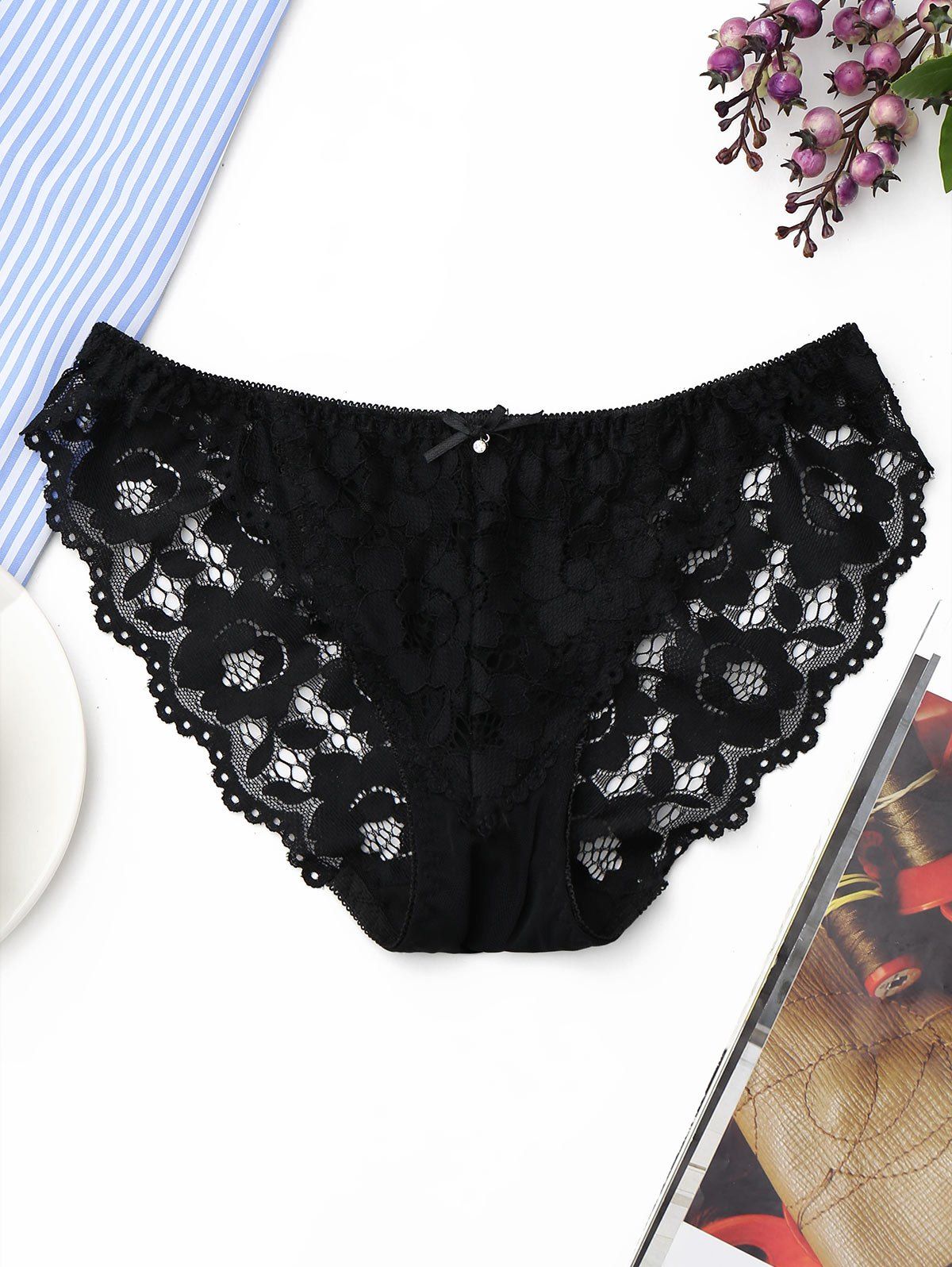 

Low Waist Sheer Lace Panties, Black
