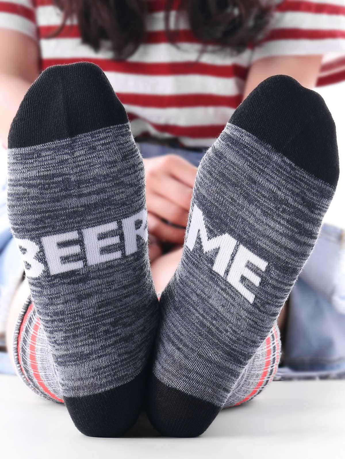 

Beer Me Print Ankle Socks, Gray