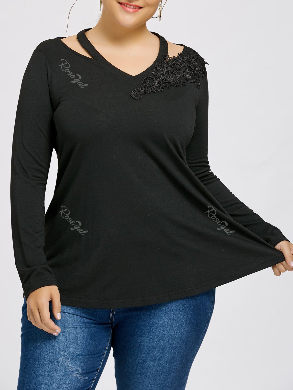 

Crochet Plus Size Cut Out V-neck T-shirt, Black