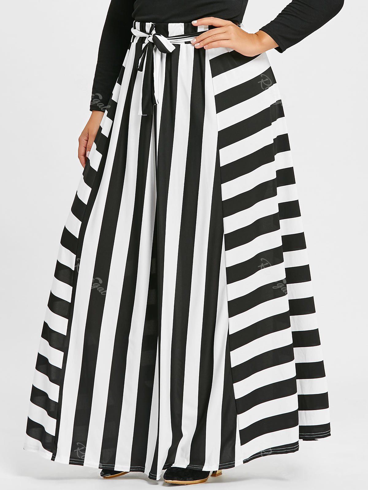 

Plus Size Stripe High Waist Maxi Skirt