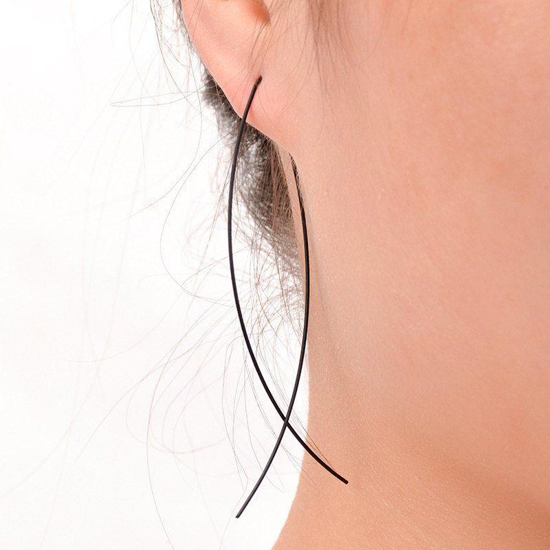

Alloy Simple Fish Hoop Earrings, Black
