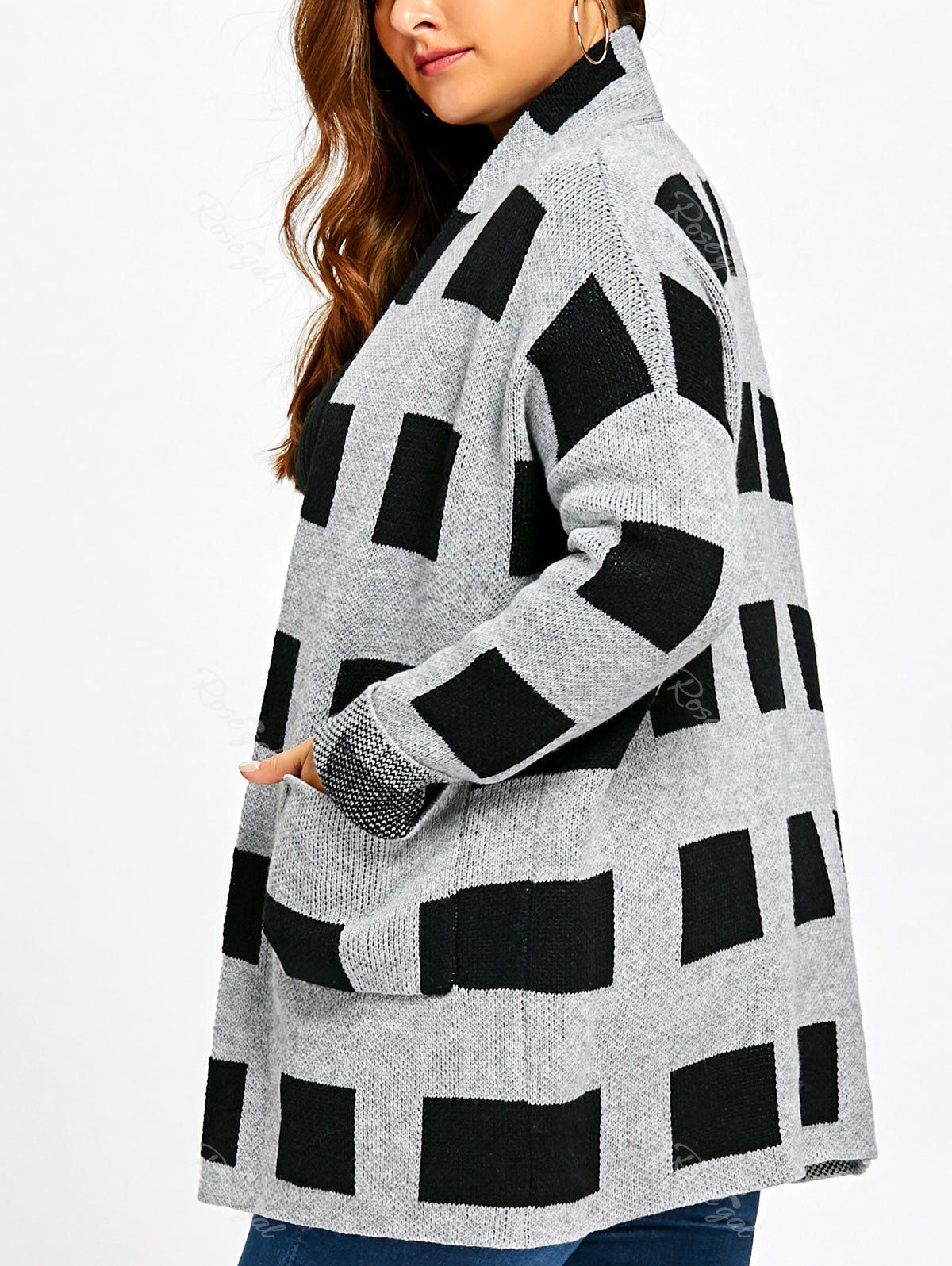 

Plus Size Pockets Open Front Plaid Cardigan