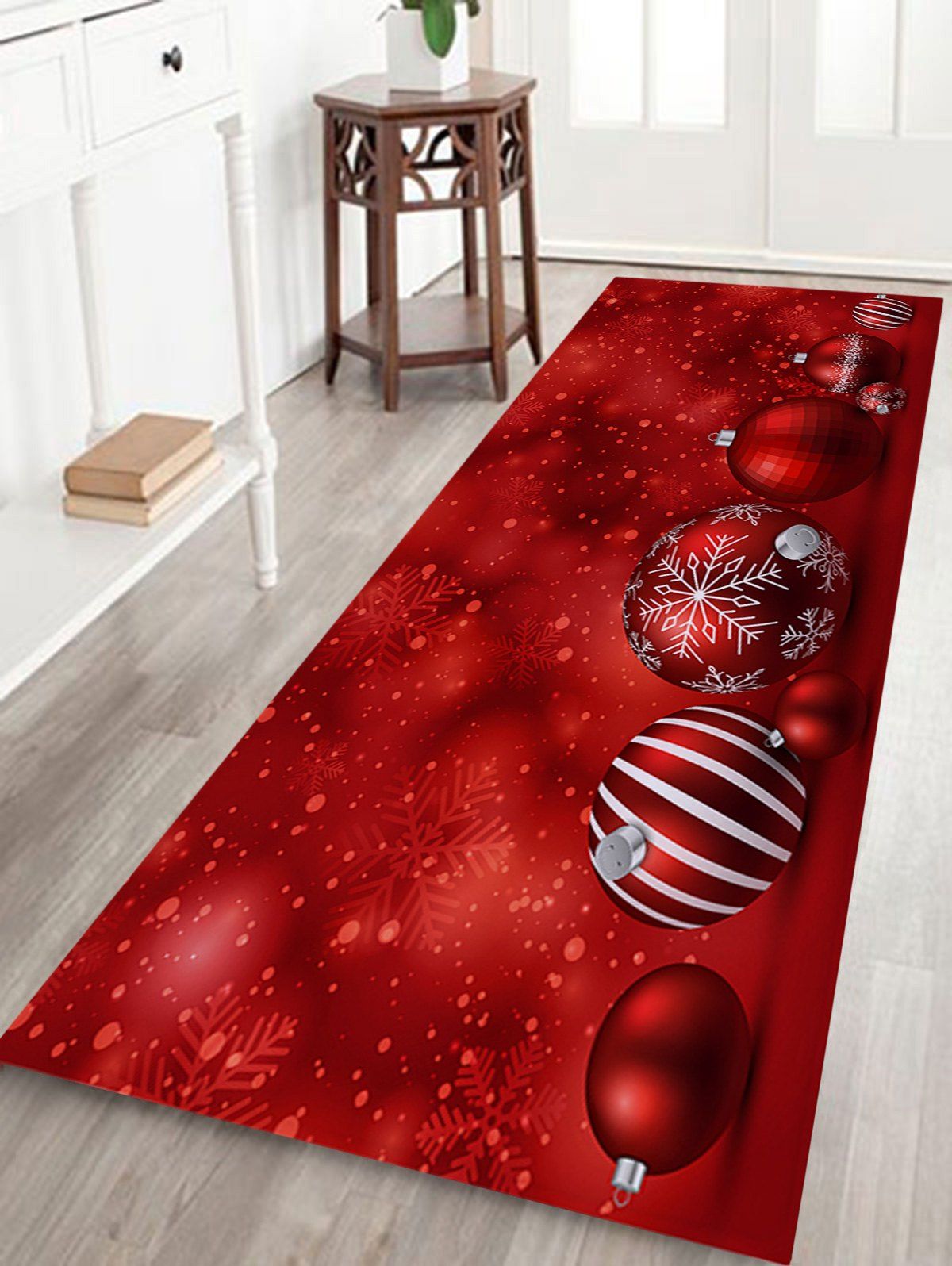

Christmas Balls Pattern Skidproof Fleece Bath Rug, Red