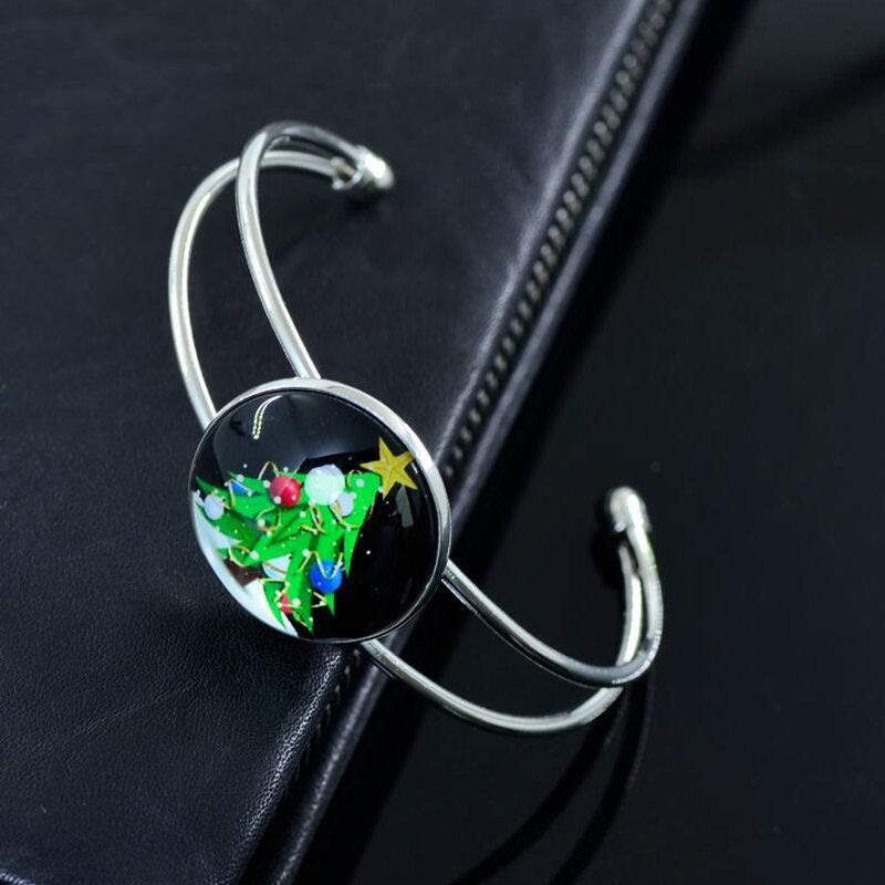 

Christmas Print Round Cuff Bracelet, Pattern b