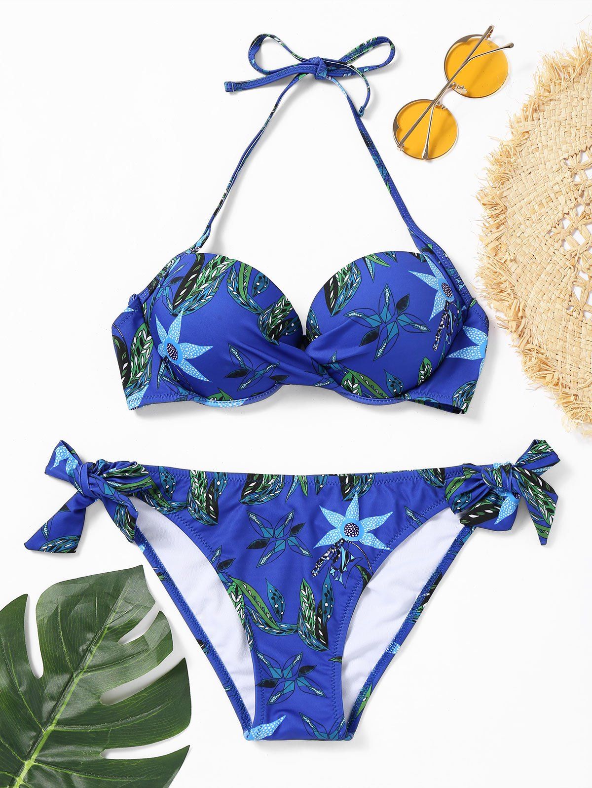 [34 OFF] Underwire Halter Printed Bikini Set Rosegal