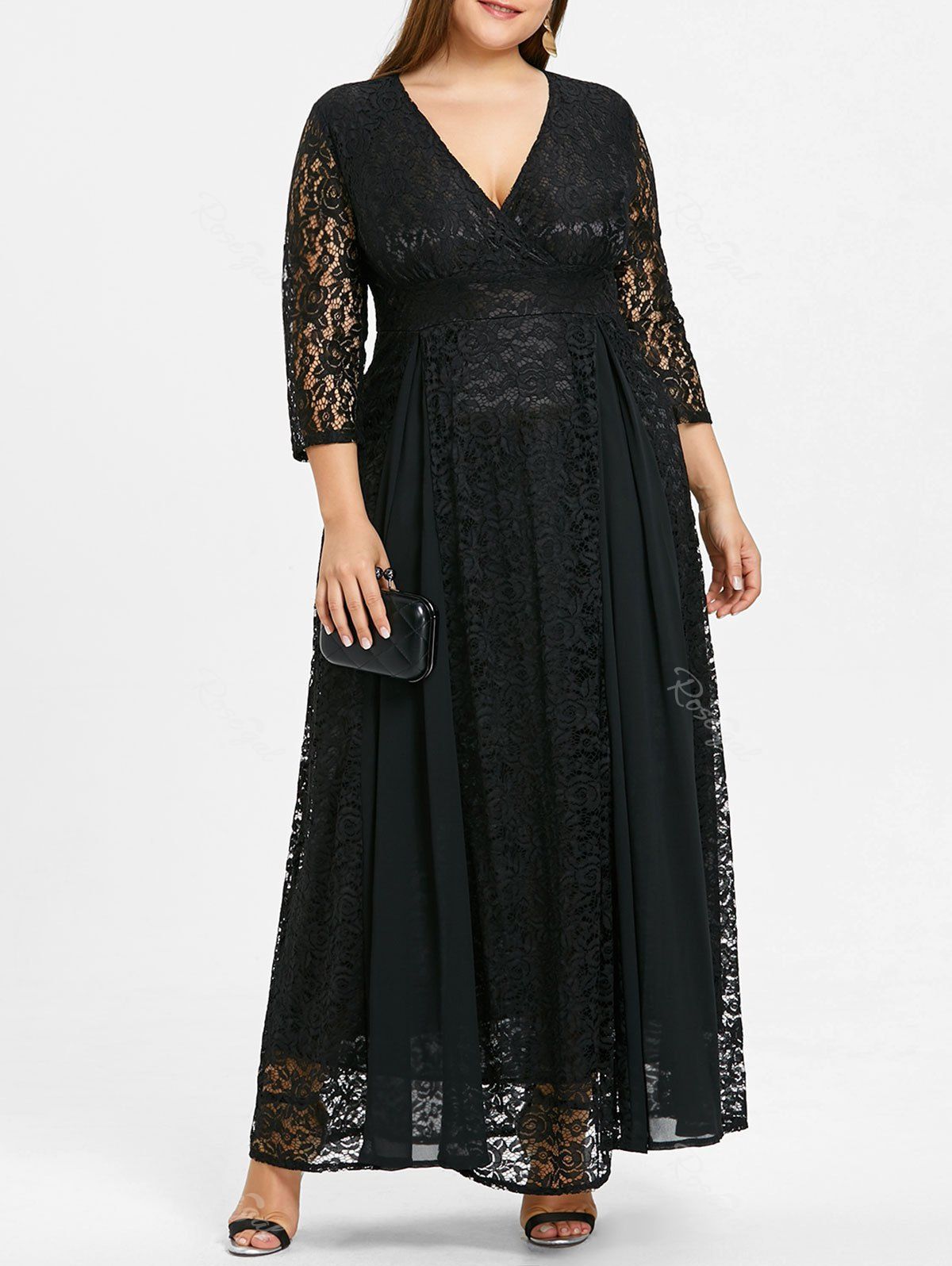 robe cache coeur dentelle