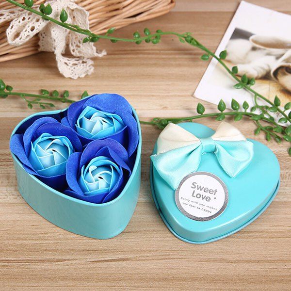 

3Pcs Valentine Gift Confessions of Love Artificial Roses With Iron Box, Blue
