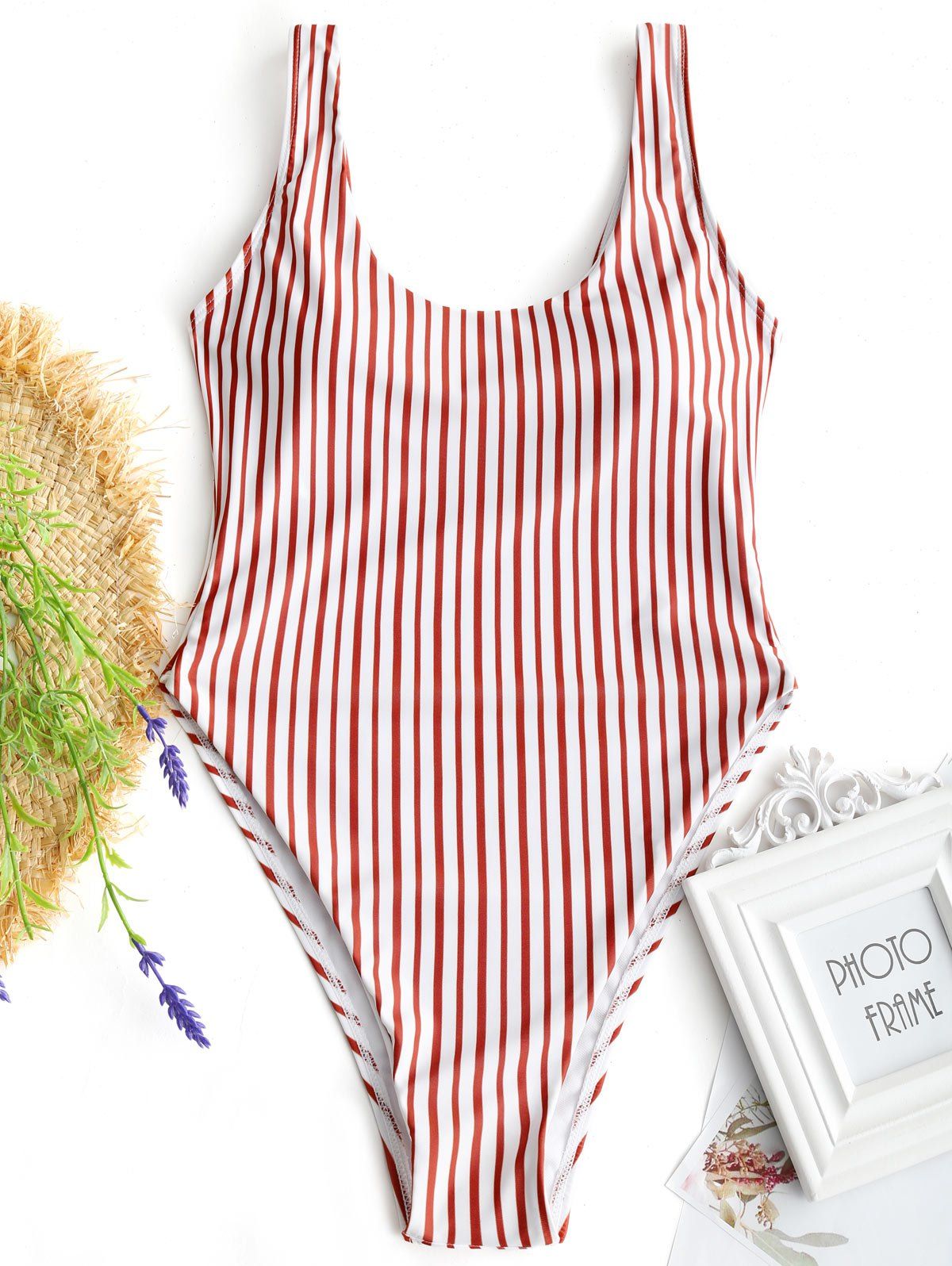 Maillot de Bain Échancré à Rayures à Dos Nu  