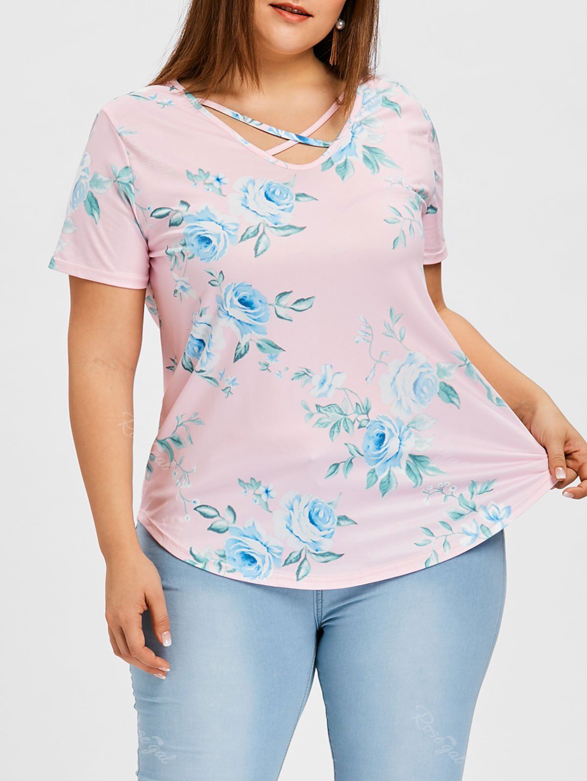

Cutout Floral Plus Size Tee, Pink