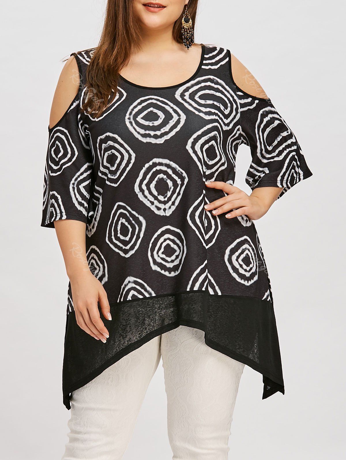 

Plus Size Cold Shoulder Tunic T-shirt, Black