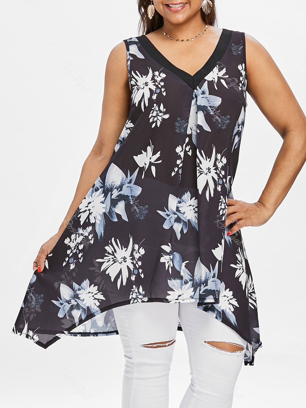 

Plus Size Floral Sleeveless Blouse, Black