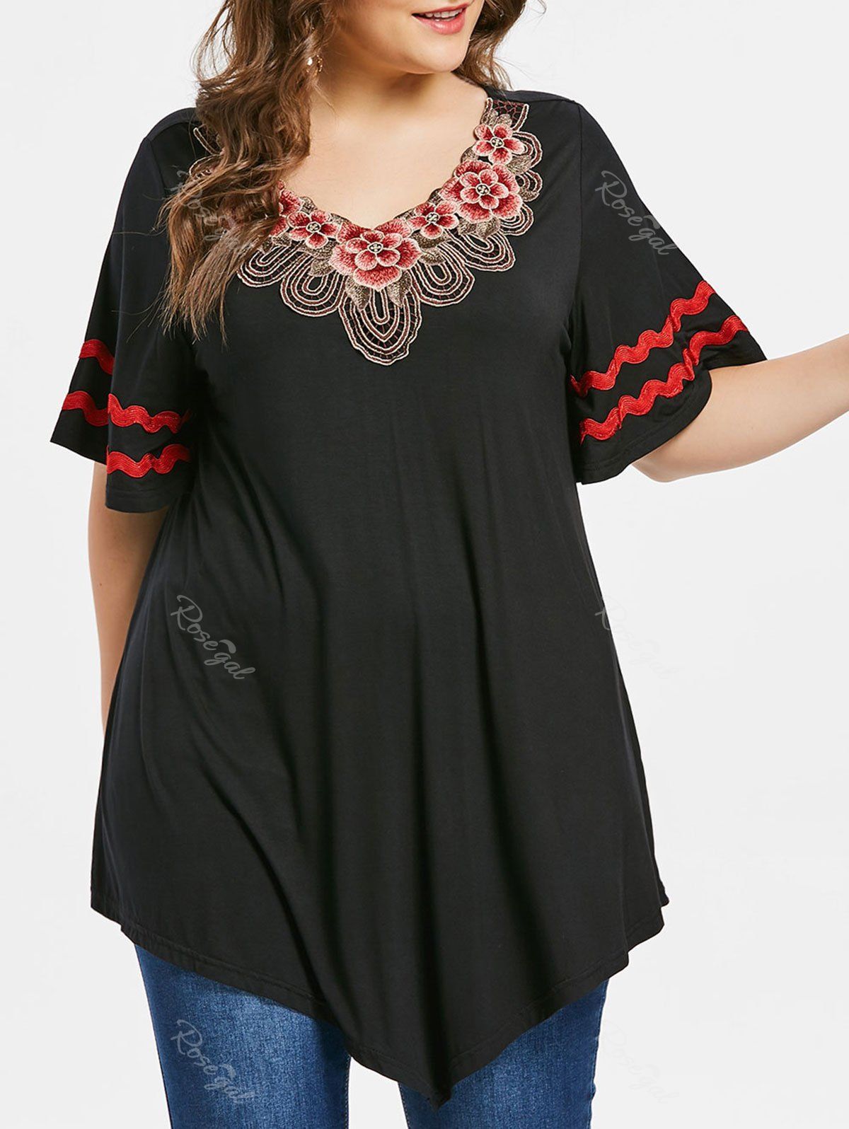 

Plus Size Embroidery V Neck T-shirt, Black